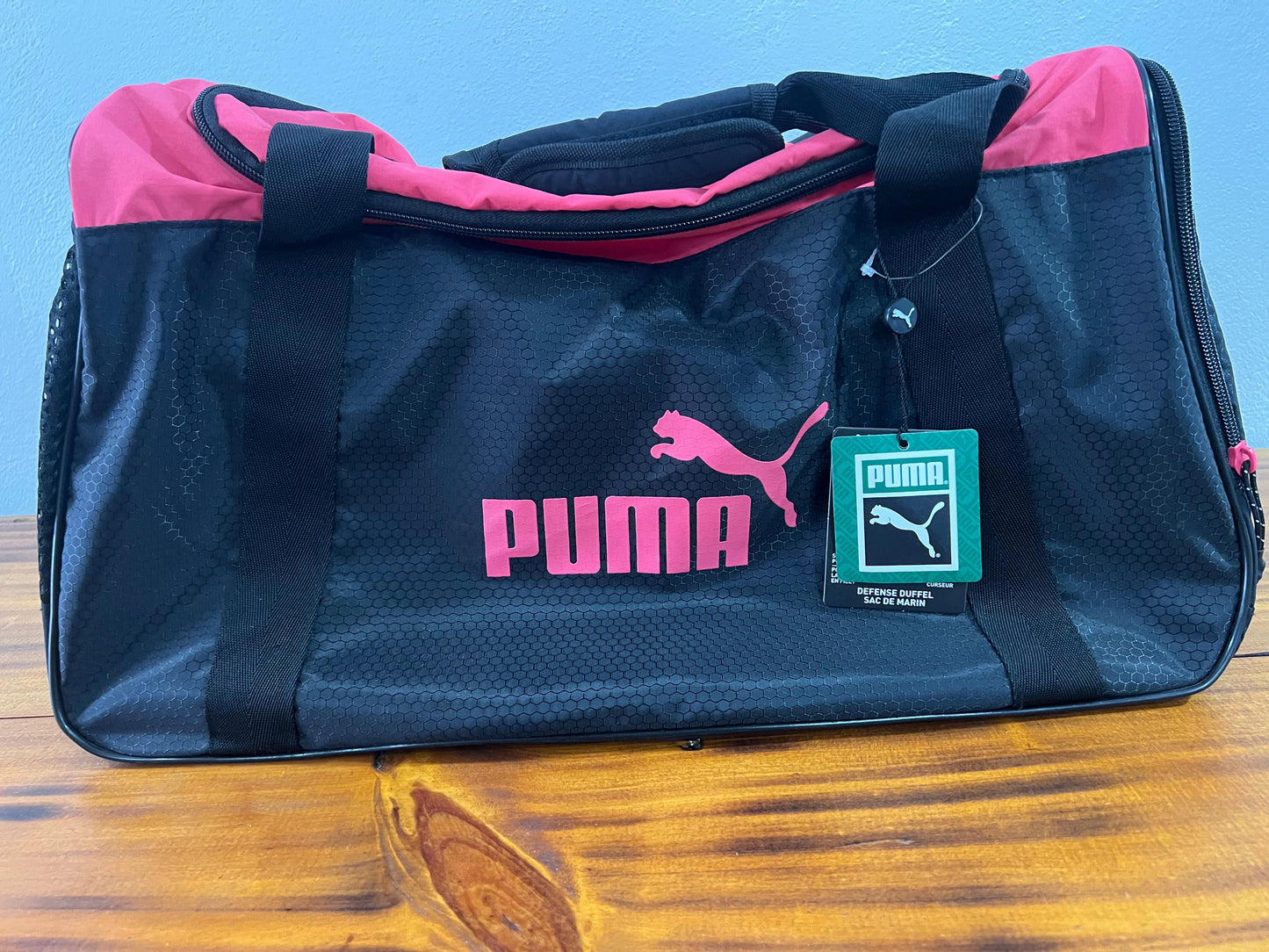SALVEQUE DEPORTIVO PUMA MEDIOANO NEGRO CON ROJO