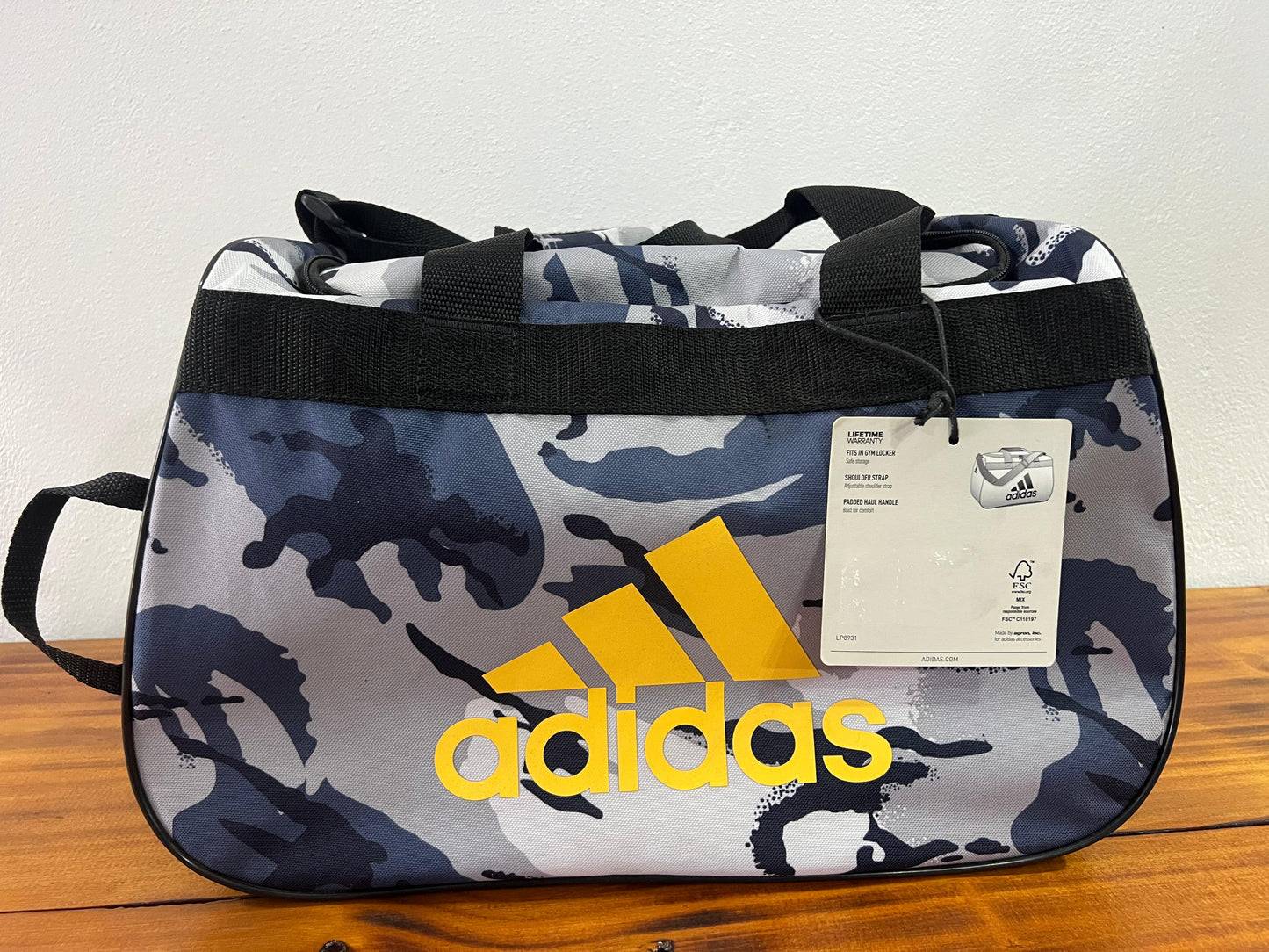 SALVEQUE DEPORTIVO ADIDAS MEDIANO