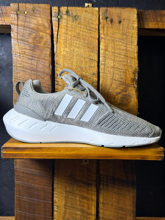 TENIS ADIDAS TALLA 36.5